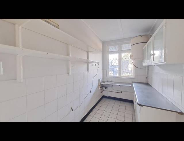 2 BEDROOM PROPERTY TO RENT IN SEA VIEW